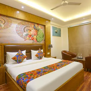 https://capital-o-37878-star-seventeen.hotelsdelhi.org